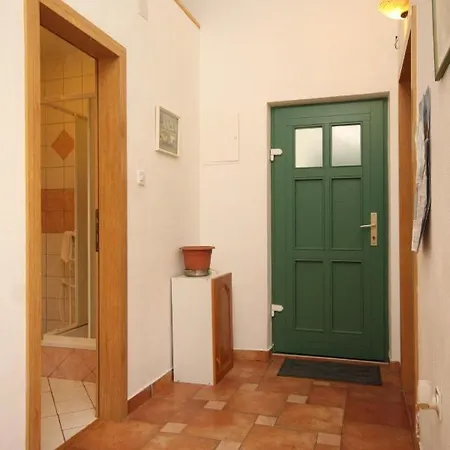 With Parking Space Sveti Jakov - Losinj - 8011